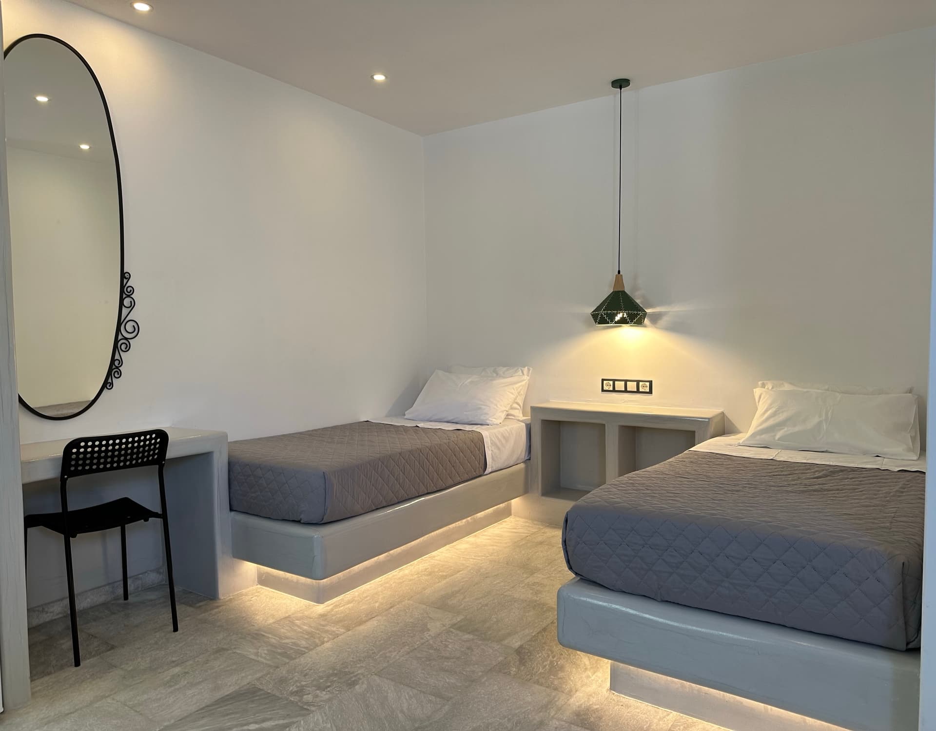 Superior Apartment spacious interior - View 6